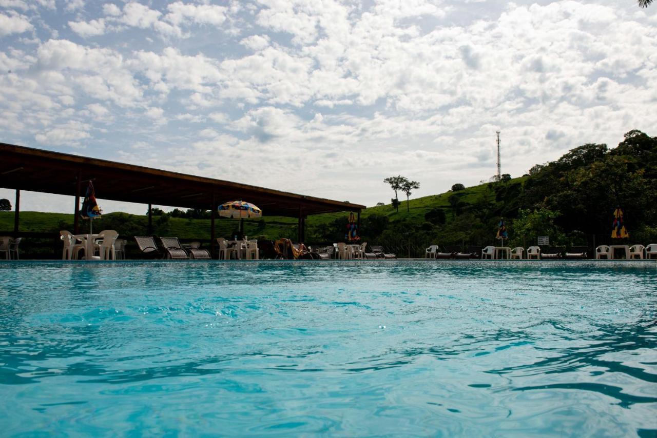 Hotel Fazenda Vale Da Cachoeira Serra Negra  Exterior photo